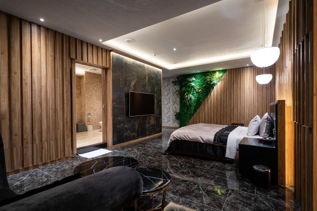 Aquarius Motel 타이중 외부 사진